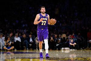 2018年选秀球员生涯三分命中数榜：东契奇第一 特雷·杨第二